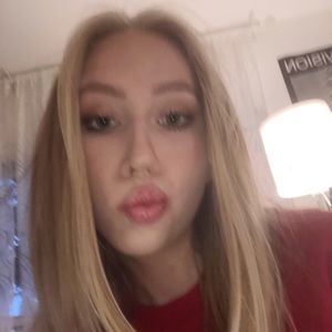 Meet your Posher, Freya